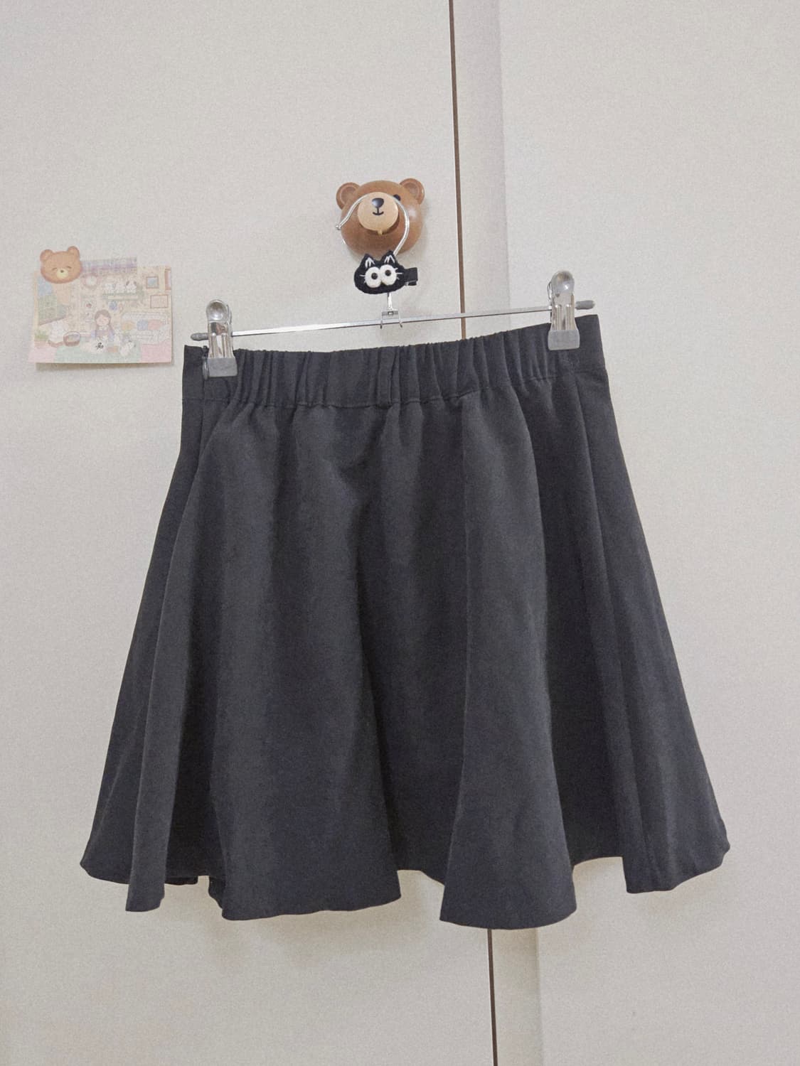 [새상품] 스웨이드 차콜 스커트 (옷장정리) 상품이미지4