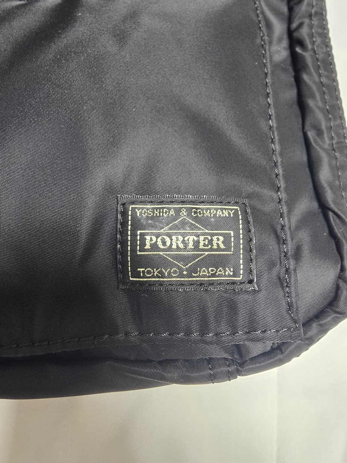 포터 탱커 스몰사이즈 블랙 상품이미지2