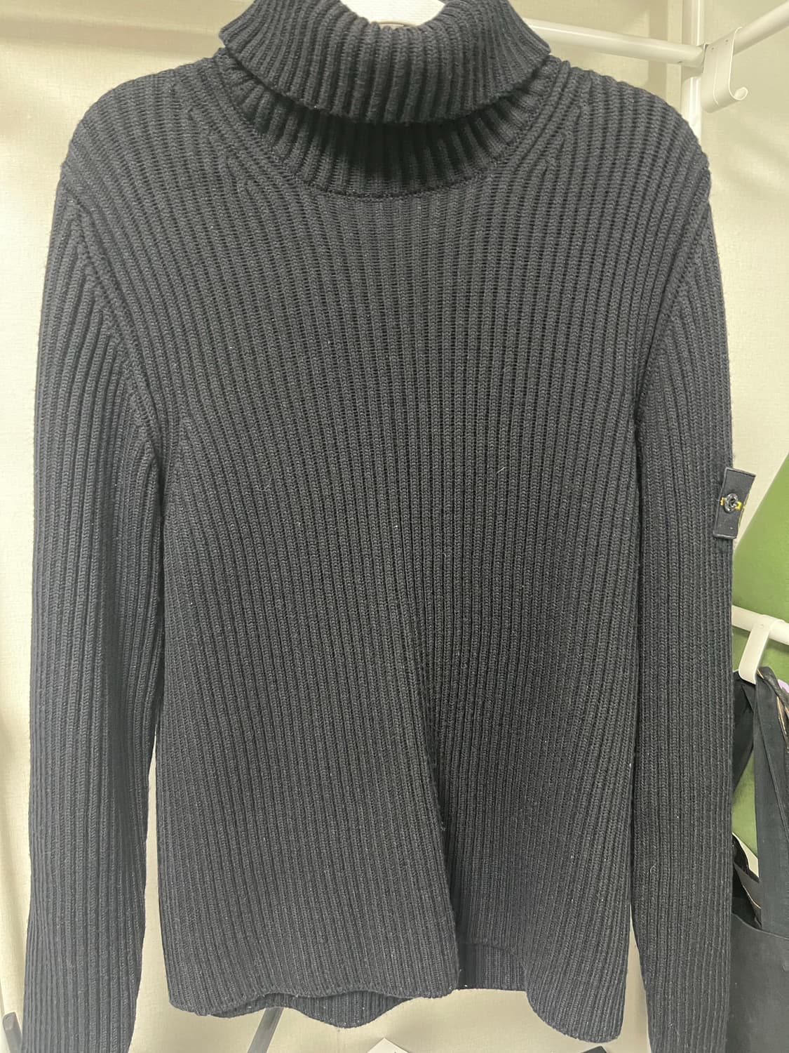 스톤아일랜드 골지 터틀넥 니트 상품이미지1