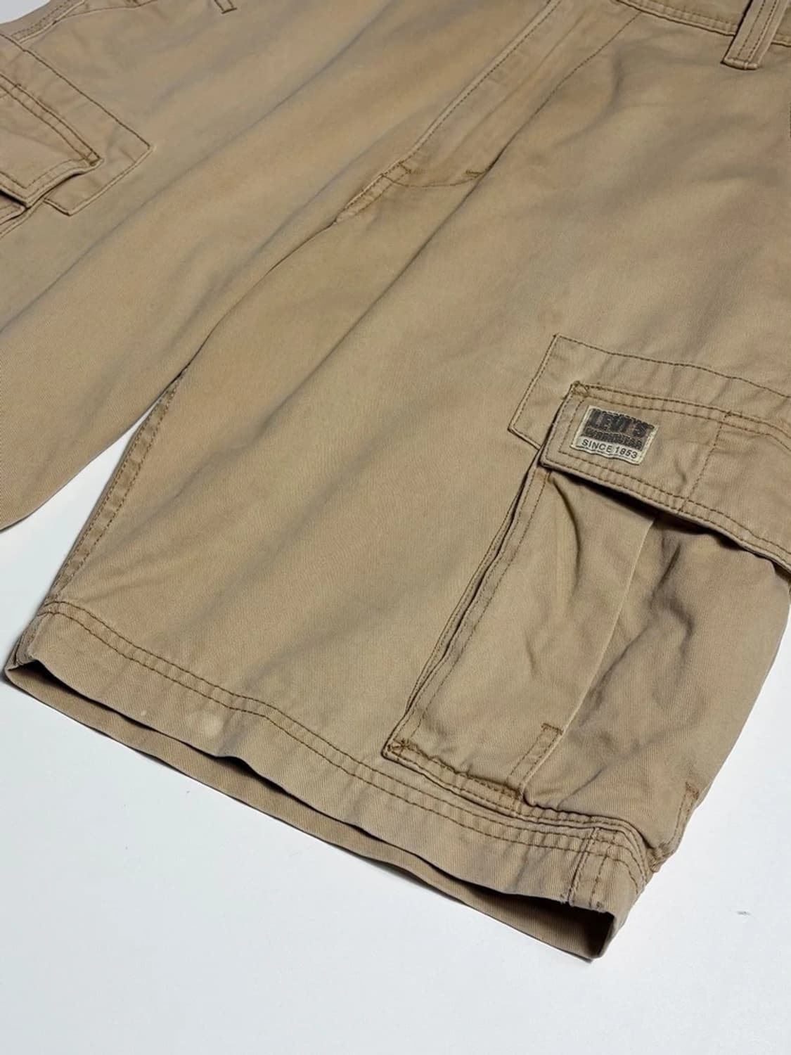 리바이스 00's 로고 패치 베이지 카고 반바지 R1891 상품이미지4