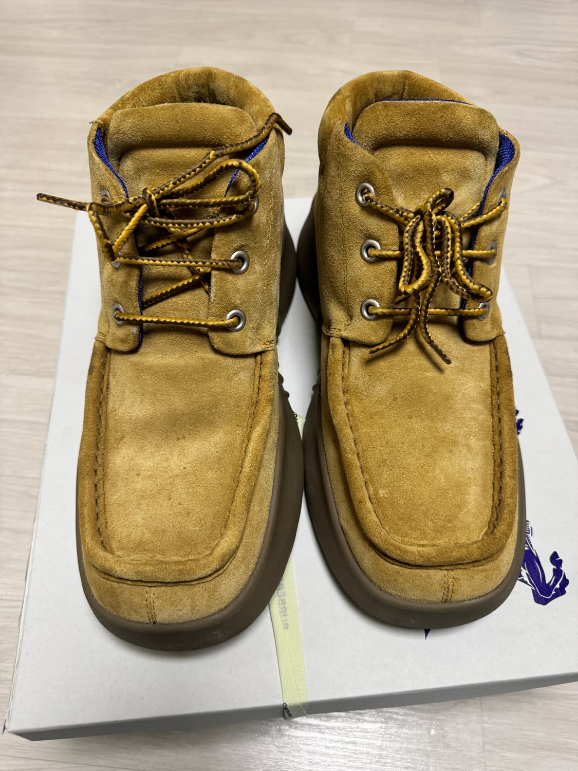 [43] 버버리 스니커즈 상품이미지1