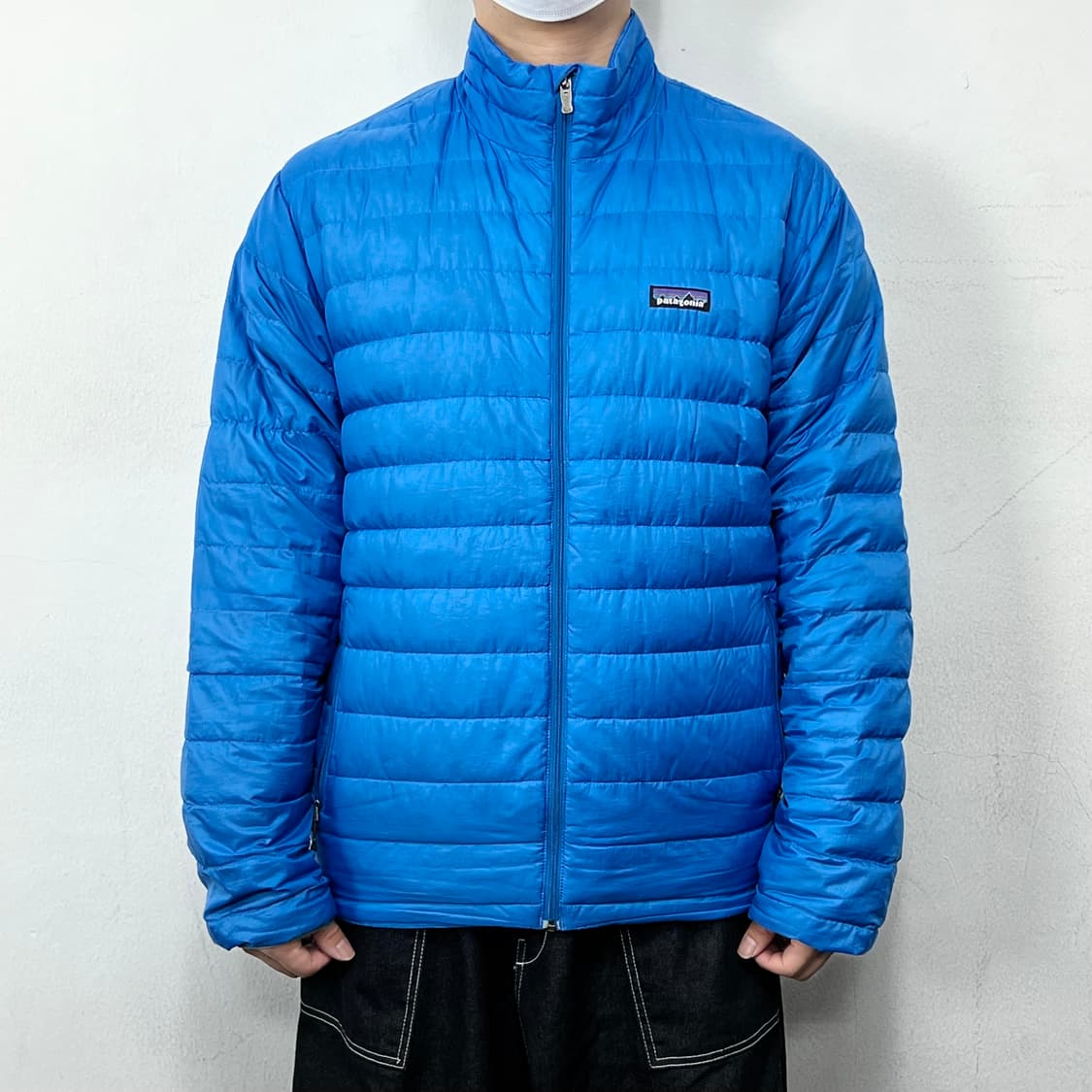 파타고니아 로고 나노 퍼프 경량 다운 자켓 상품이미지2