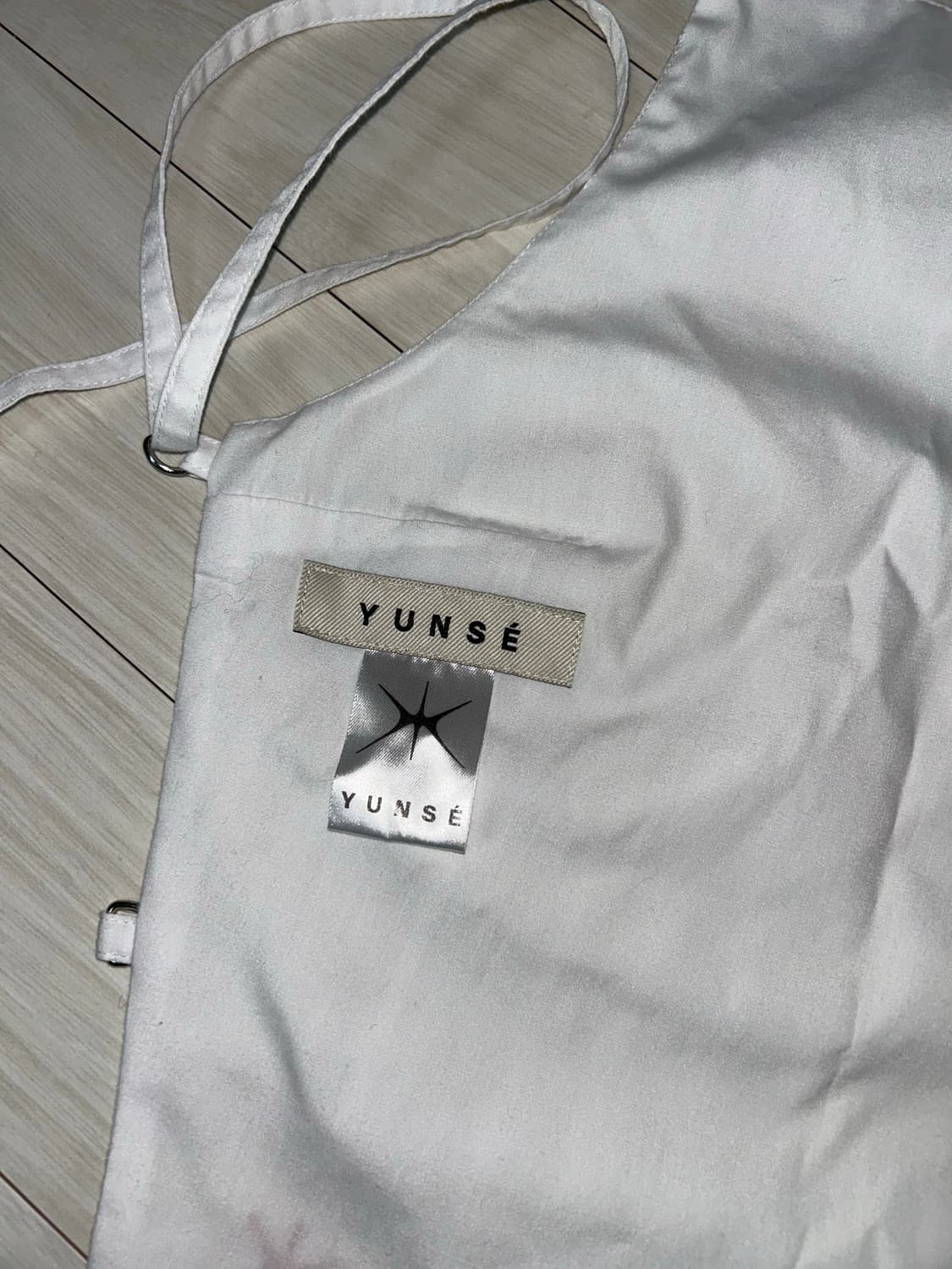 YUNSE 해치 스트링 탱크 탑 레이어드 상품이미지3