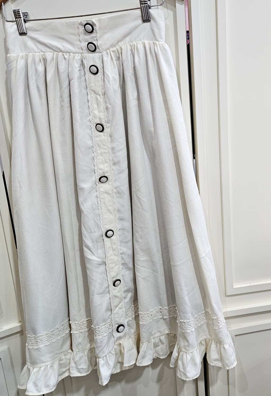 엑시즈팜 레이스 버튼 롱스커트 상품이미지2