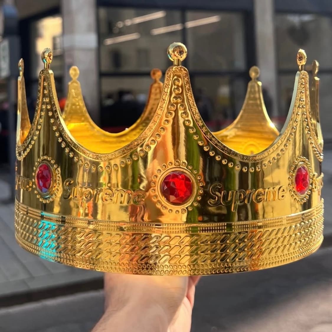 26SS 슈프림 프리기프트 왕관 상품이미지1