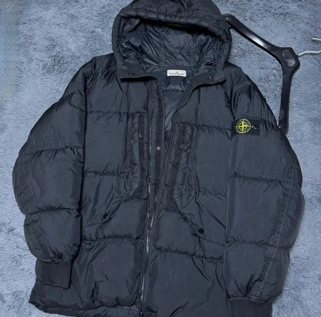 스톤아일랜드 23시즌 크링클랩스 패딩 XXL팝니다 상품이미지1