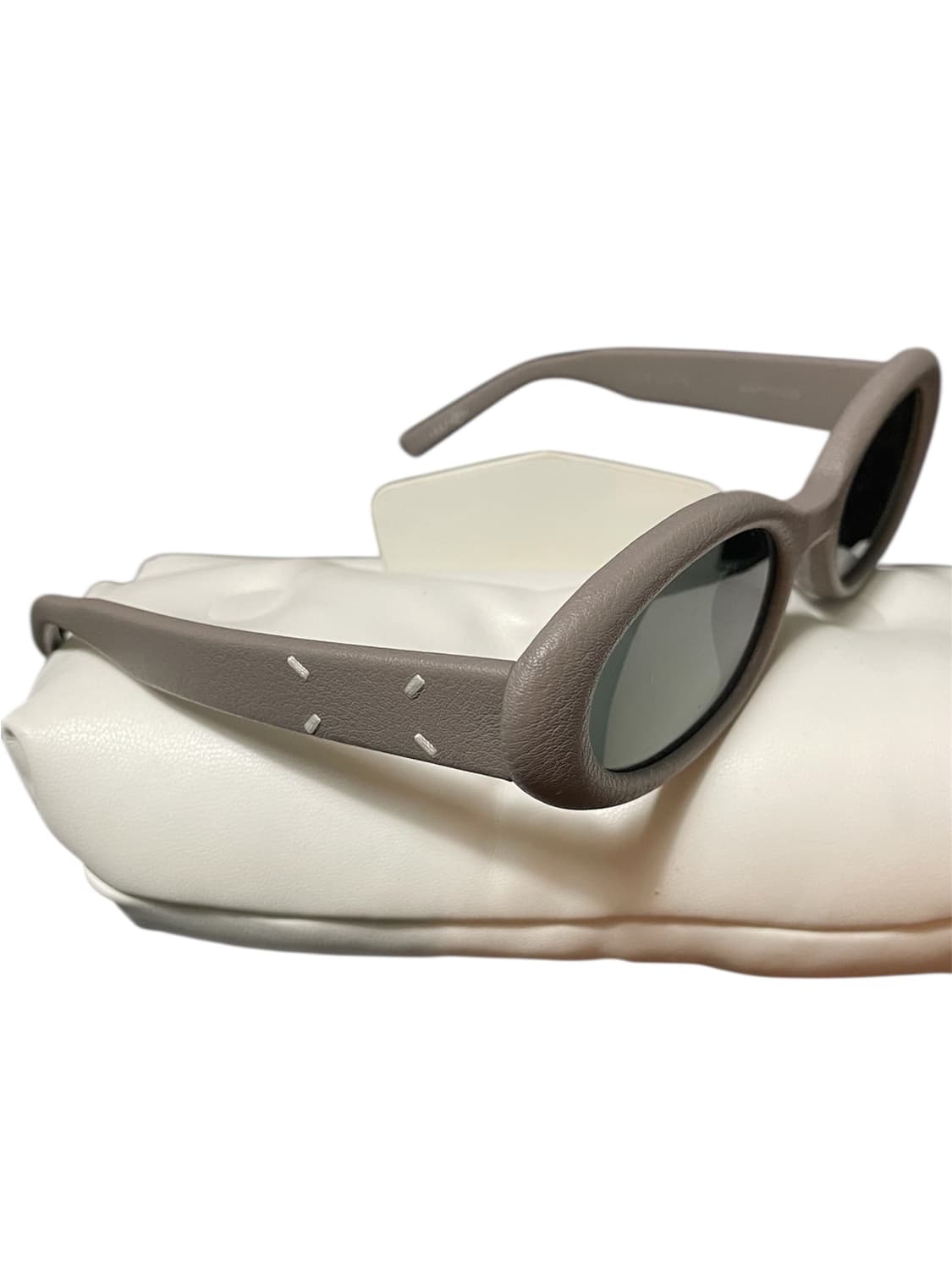 메종 마르지엘라x젠틀 몬스터 레더 107 선글라스 상품이미지2