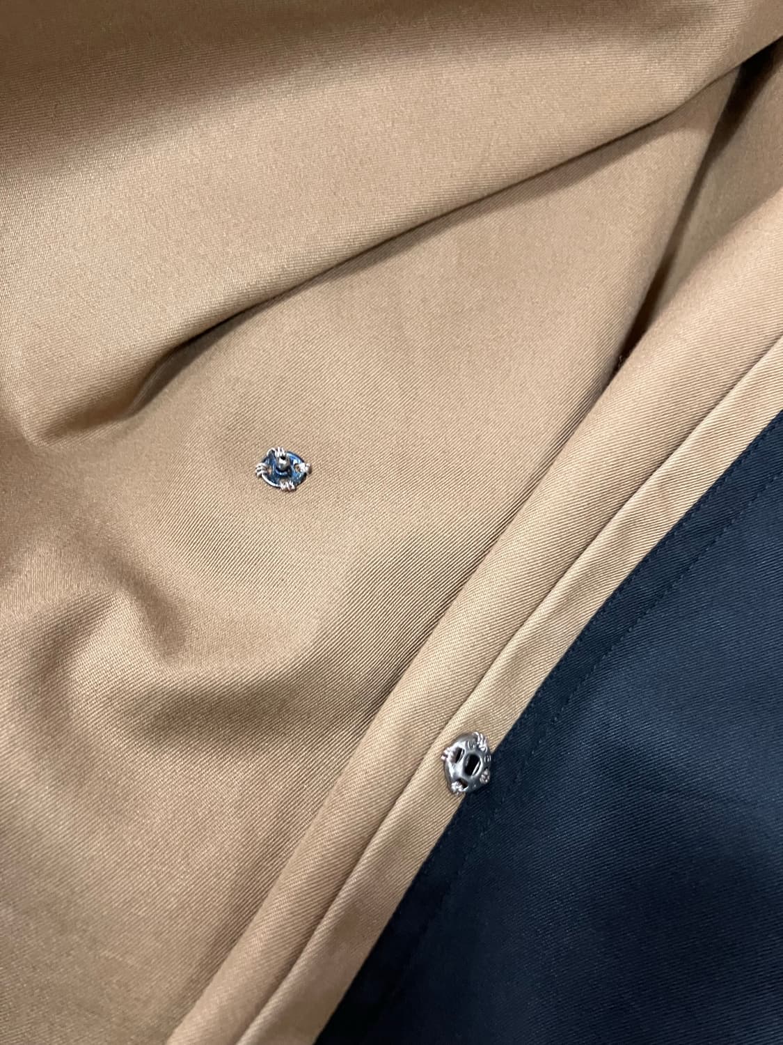 입생로랑 블랙 배색 롱 코트 M 상품이미지7