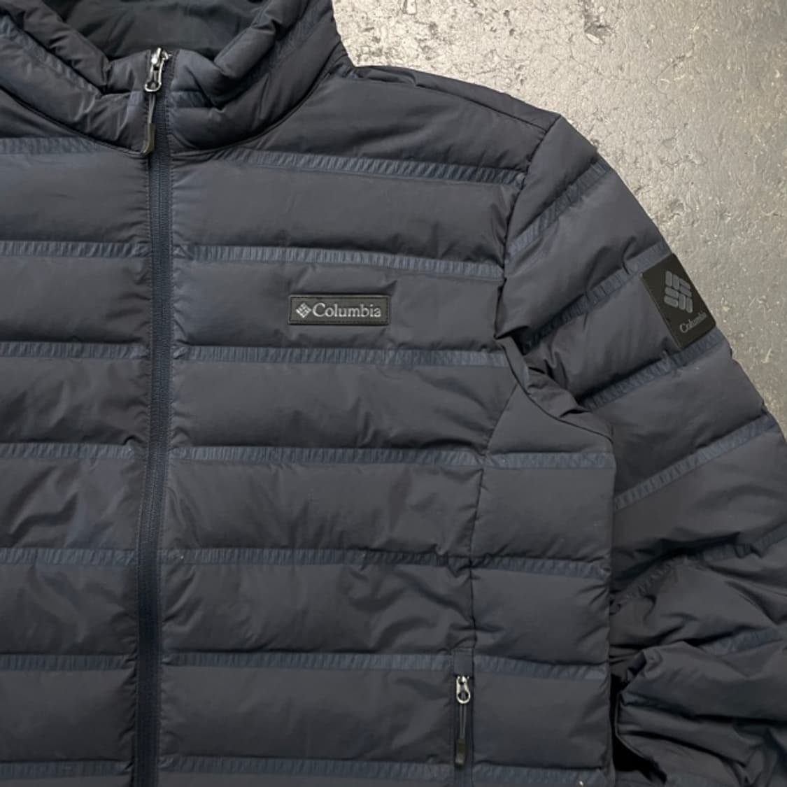 105 콜럼비아 경량패딩 상품이미지2