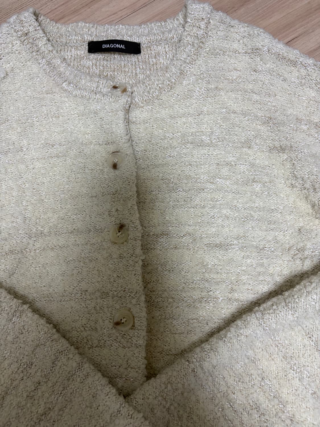 다이애그널 부클 메탈 가디건 아이보리 상품이미지2