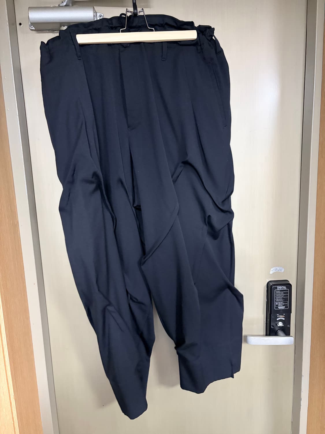 Yohji Yamamoto pour Homme 랜덤 턱 팬츠 사이즈 3 상품이미지3