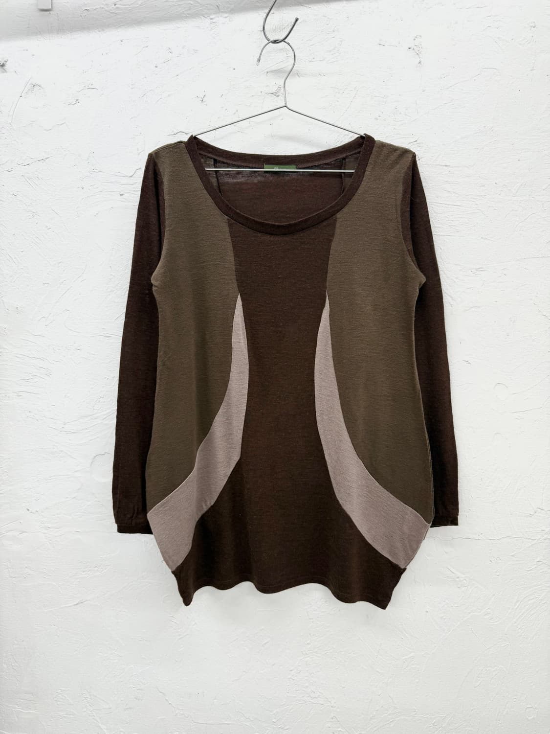 weauer 아나토믹 패널 니트 상품이미지1