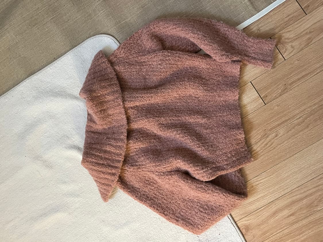 COS 알파카 하이넥 니트 상품이미지4