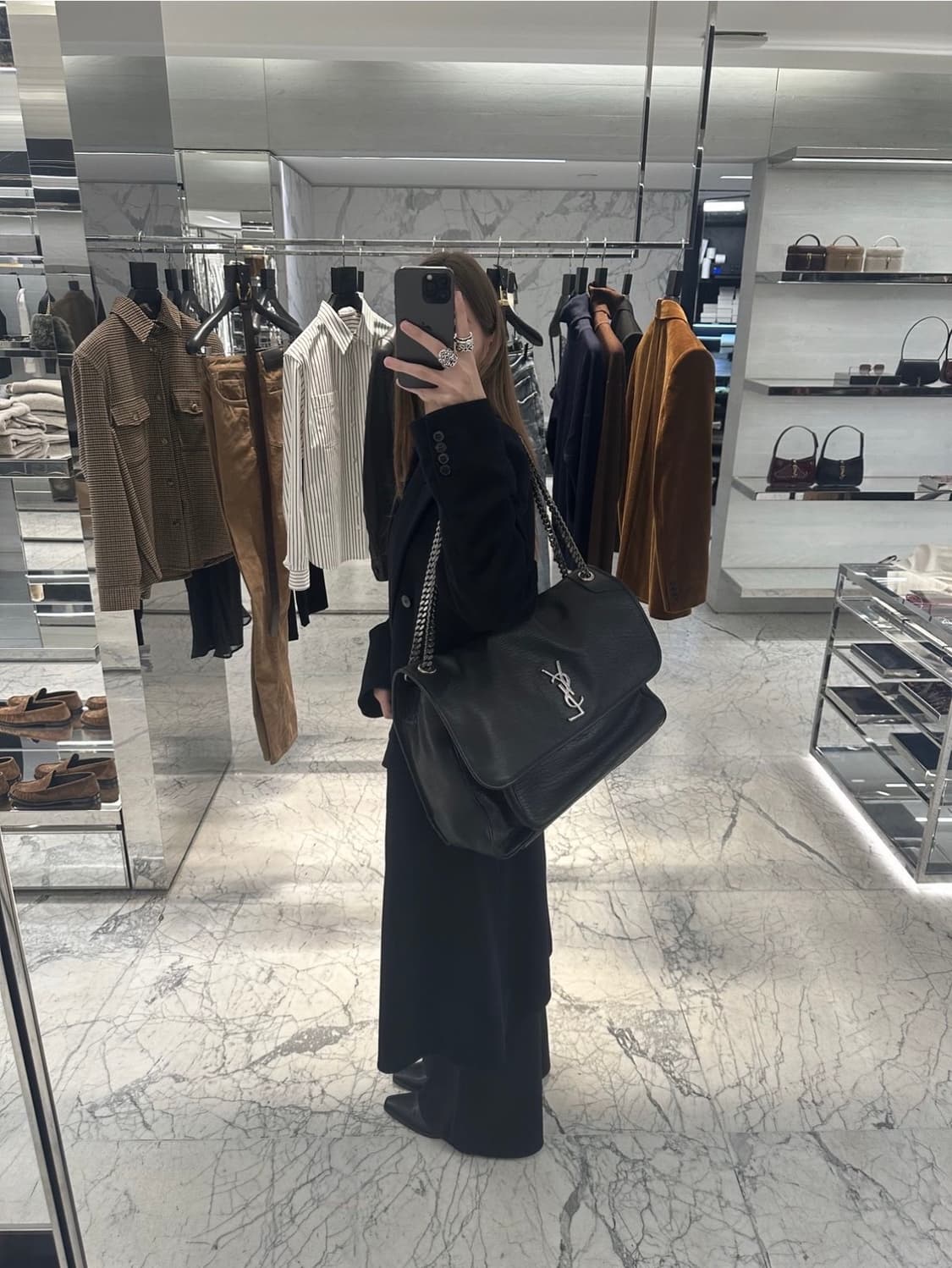 입생로랑 xxl 니키백 자이언트(26년4월 구매 새상품) 상품이미지3