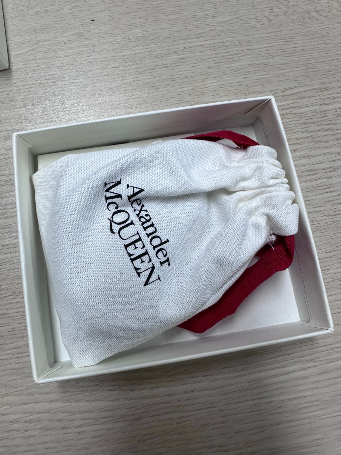 알렉산더 맥퀸 실버 스컬 레더 팔찌 상품이미지3