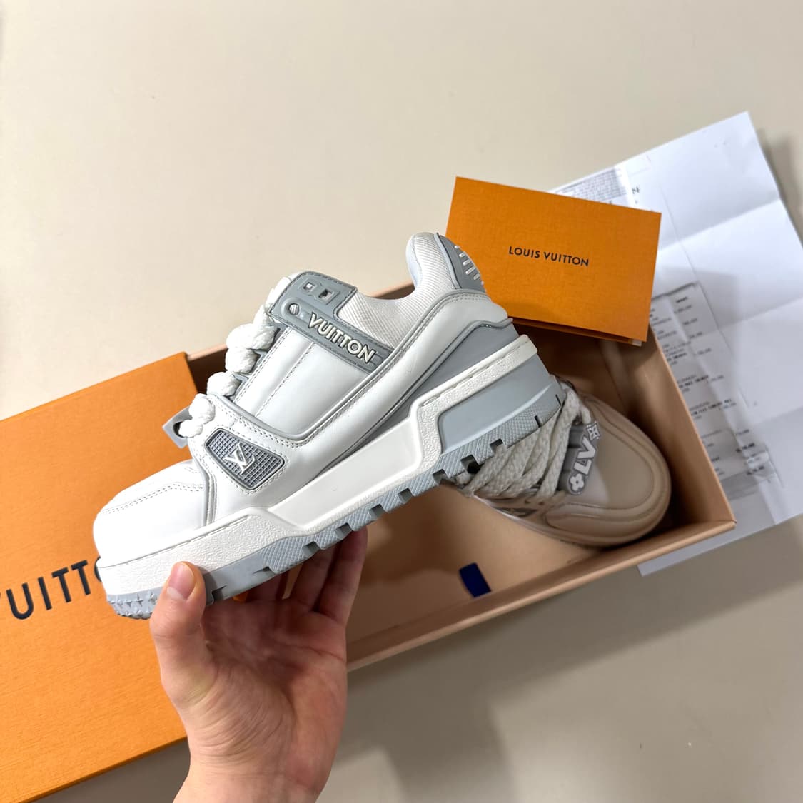[백화점판/34]루이비통 트레이너 맥시 스니커즈 상품이미지4