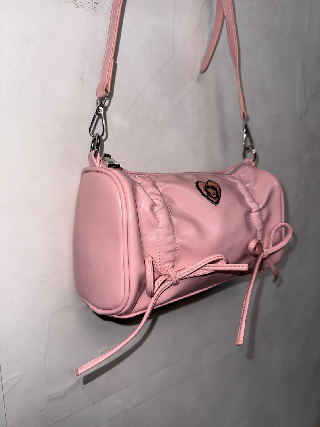 BettyBoop baby pink ribbon shirring 크로스백 상품이미지3