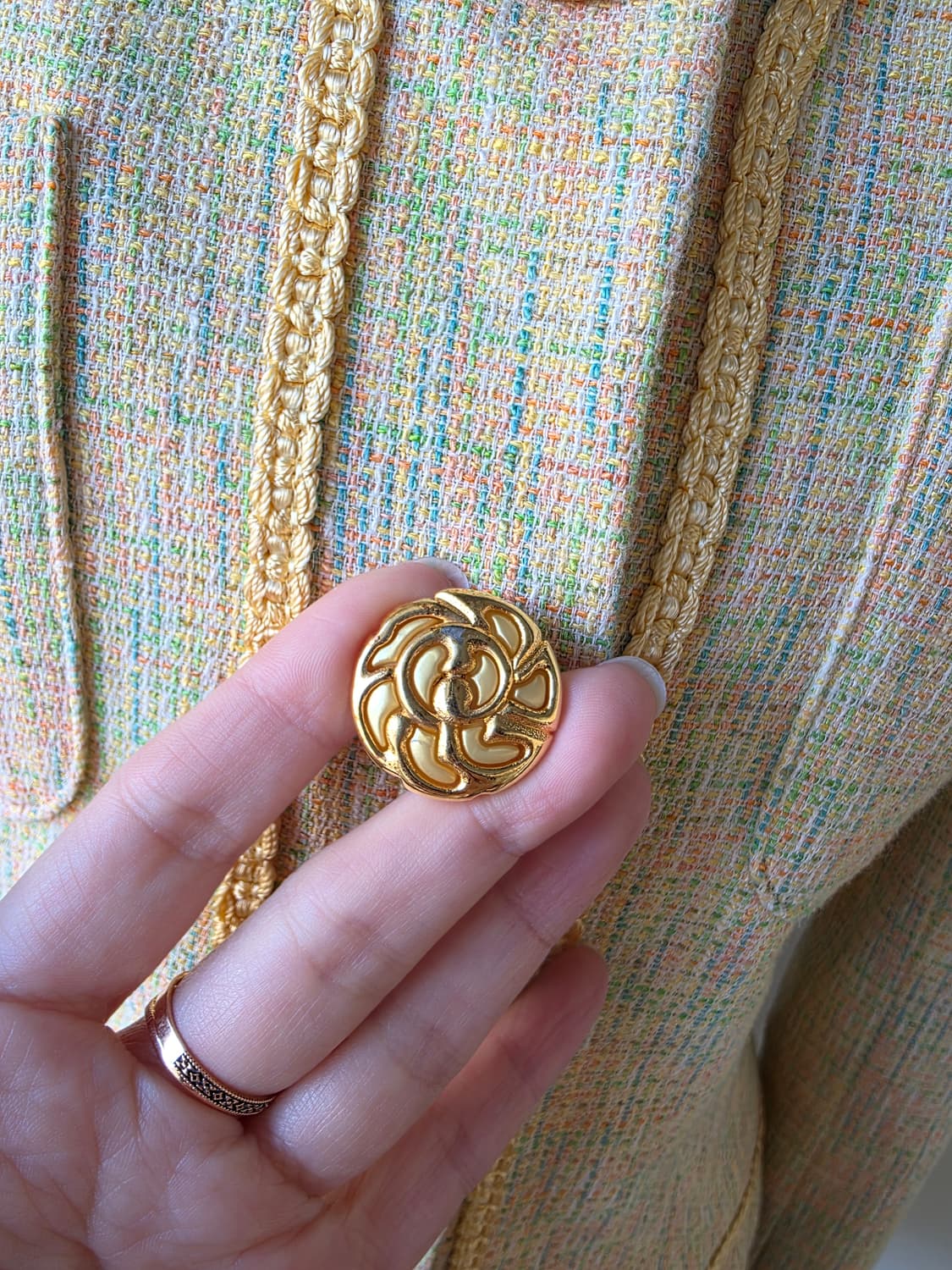 레이스 테이핑 금장 버튼 트위드 자켓 상품이미지4