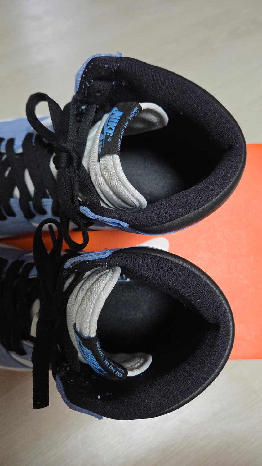 나이키 조던1 하이 레트로 유니버시티 블루 상품이미지5