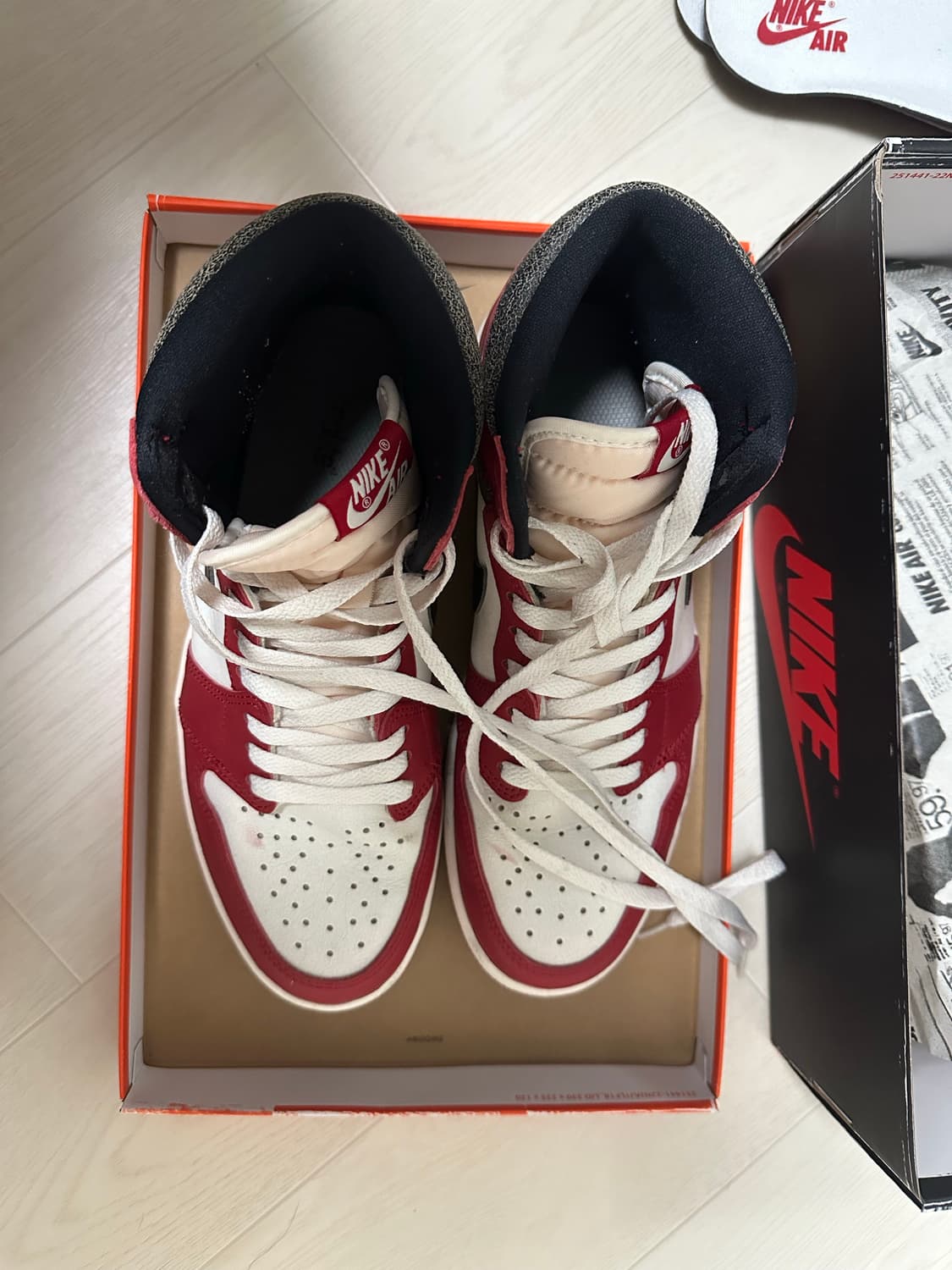 나이키 조던1 하이 시카고 2022 상품이미지2