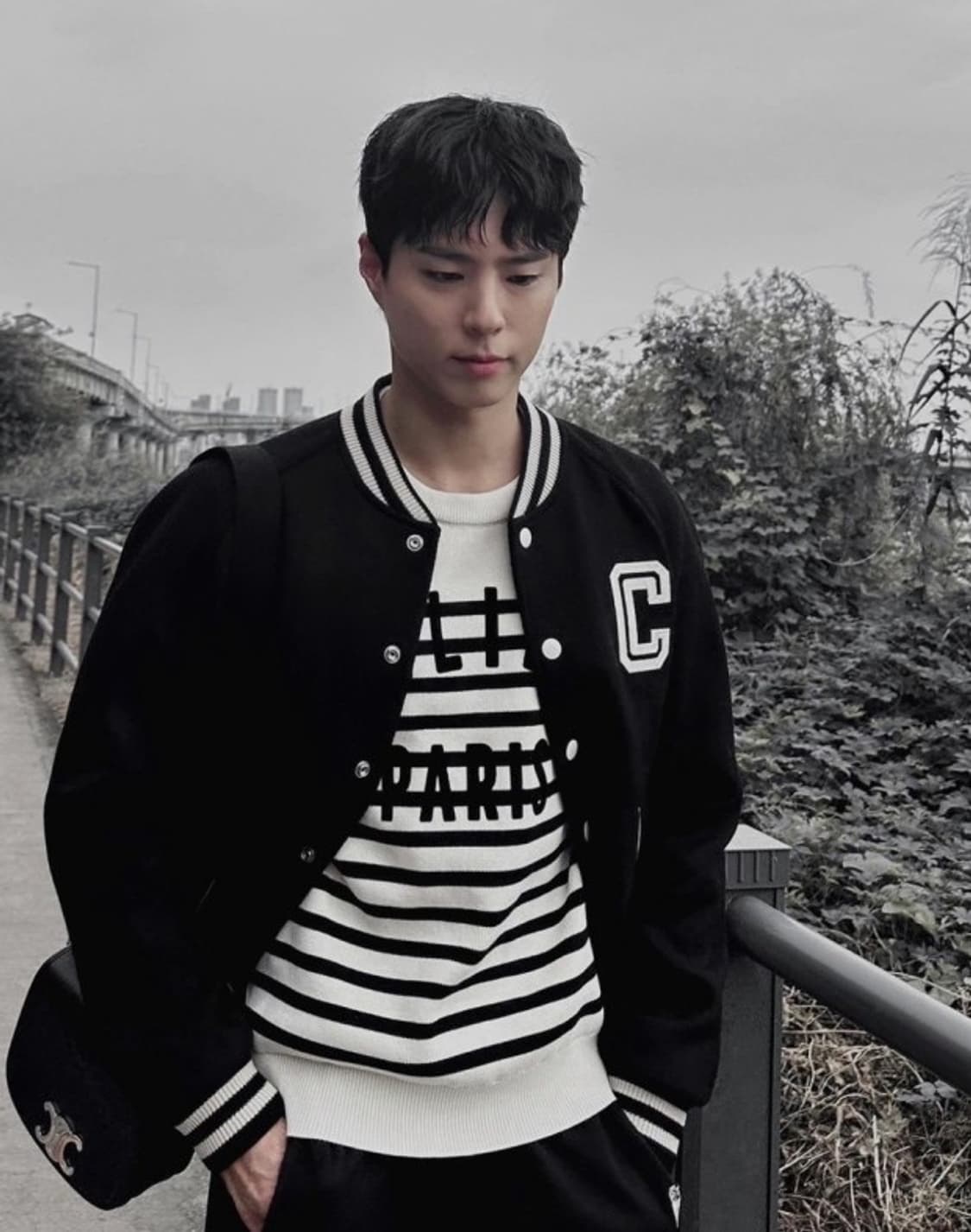 [박보검님 착용] 셀린느 24ss 마르니에르 스웨터 상품이미지1