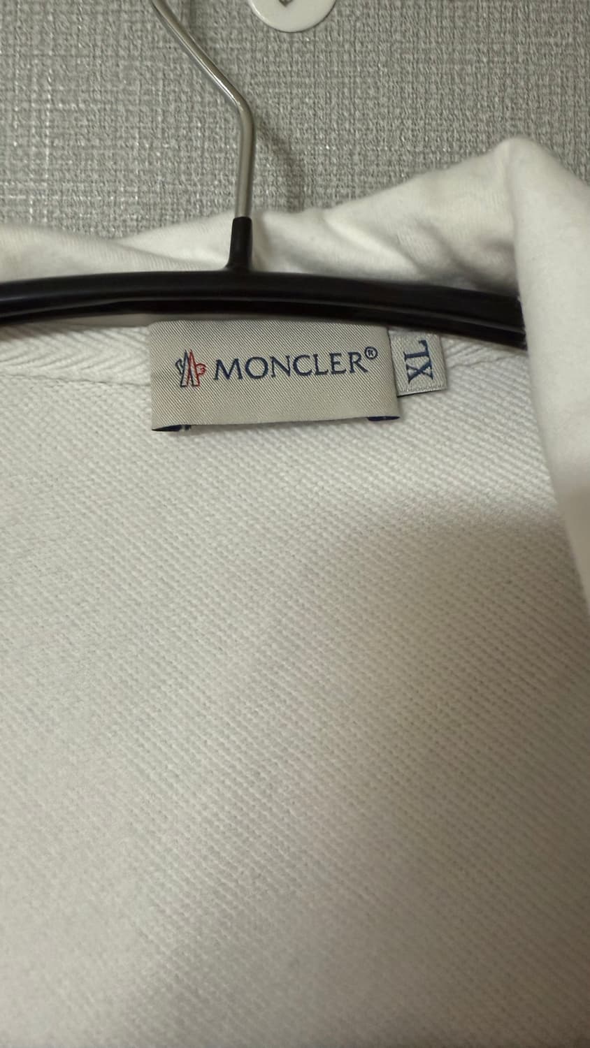 몽클레어 후드집업 상품이미지2