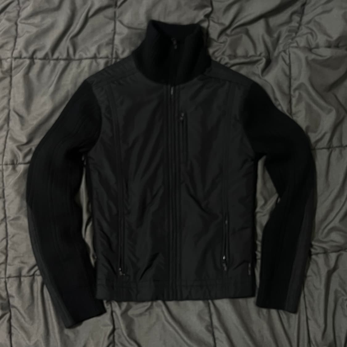 아르마니 익스체인지 하이브리드 하이넥 니트 집업 자켓 상품이미지3