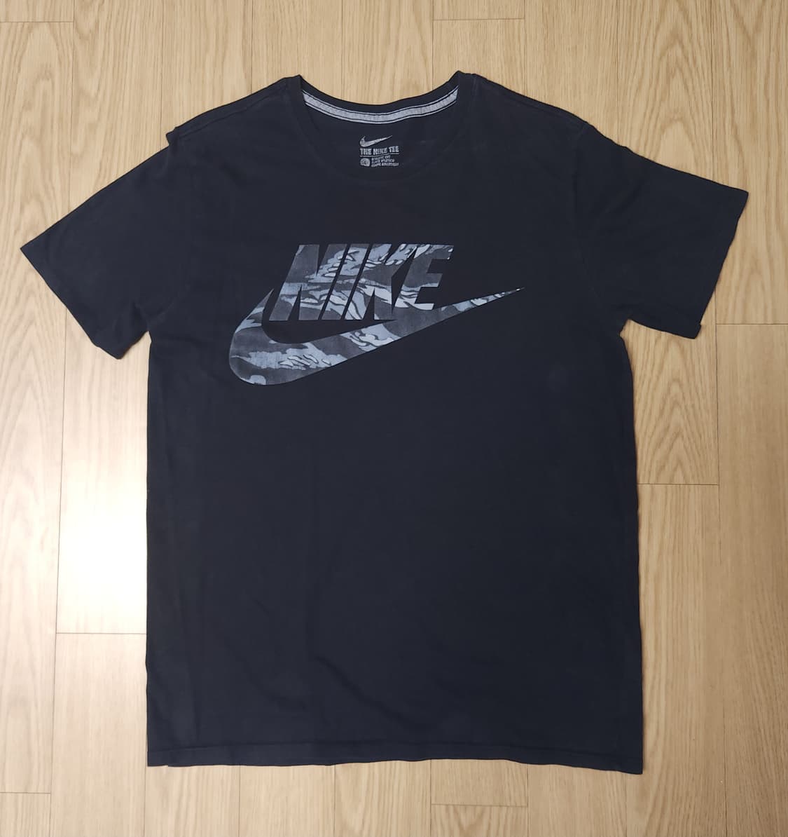 nike 나이키 카모스우시 로고  반팔티셔츠,
런닝티셔츠 L 상품이미지1