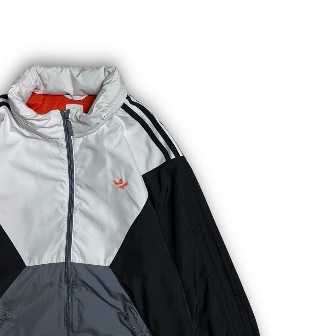 아디다스 배색 디테일 삼선 바람막이 상품이미지1
