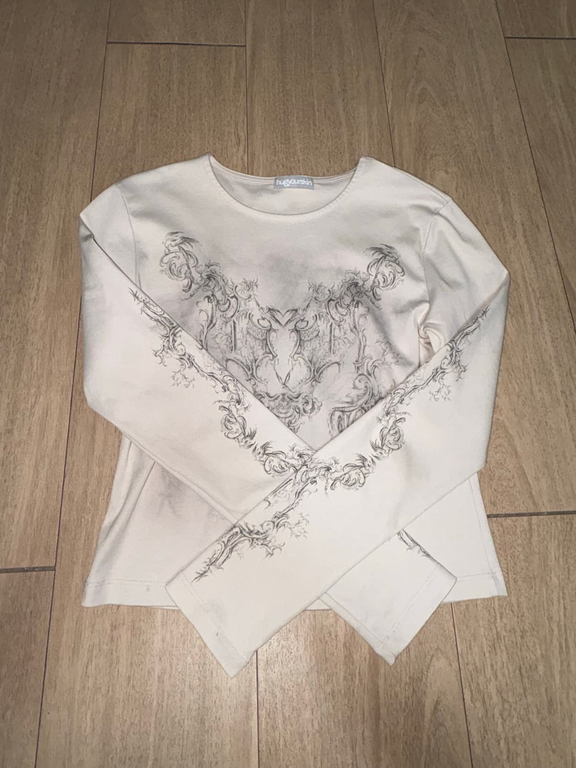 허그유어스킨 티셔츠 상품이미지2