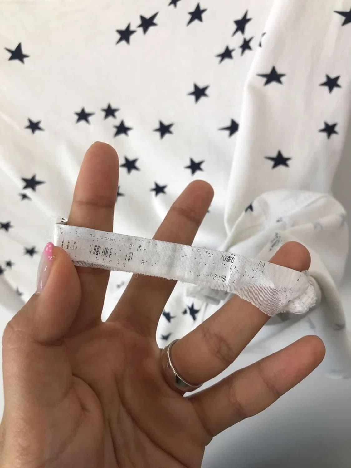 Zara W&B Star Pattern Crop Tee 상품이미지7