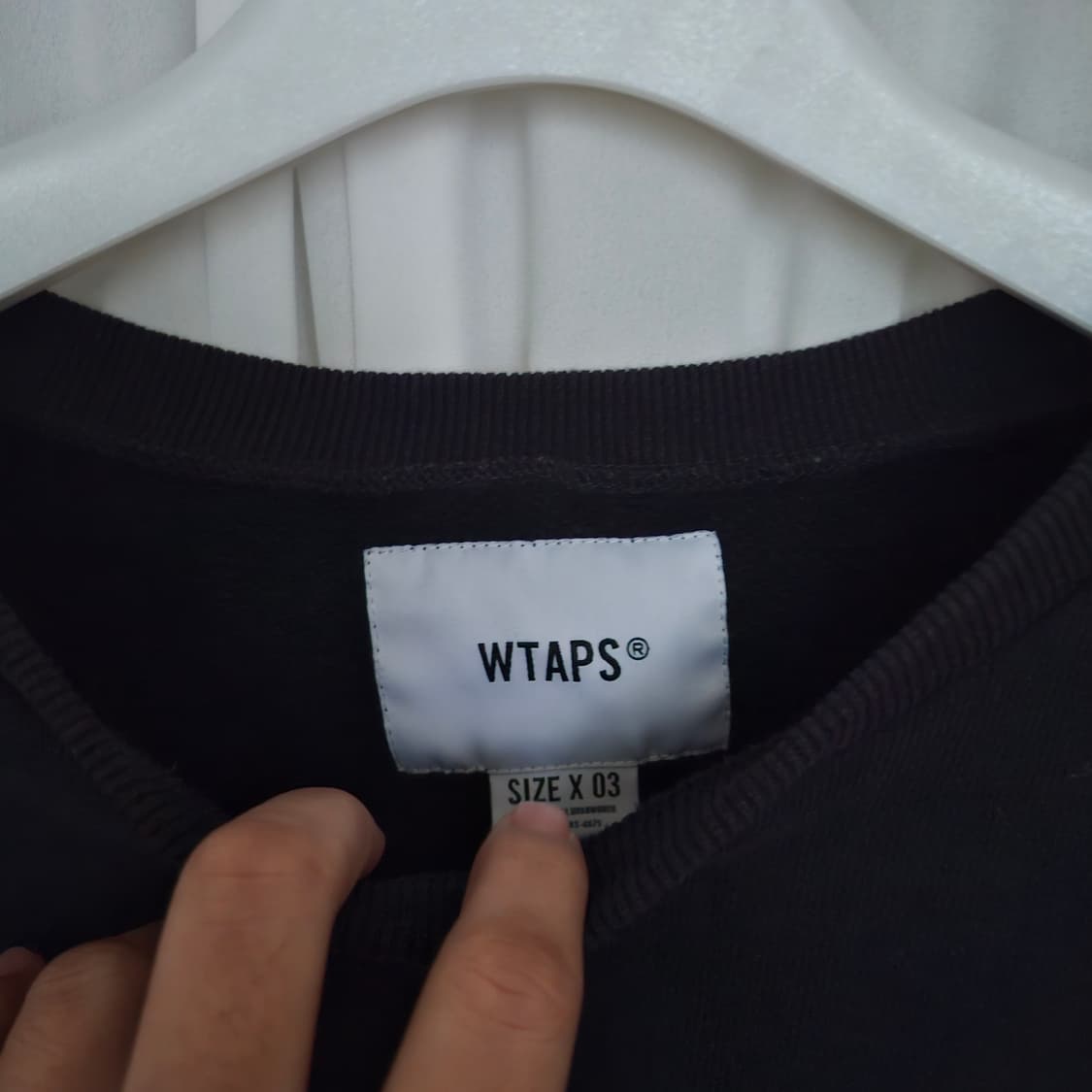 더블탭스 로고 맨투맨  상품이미지2