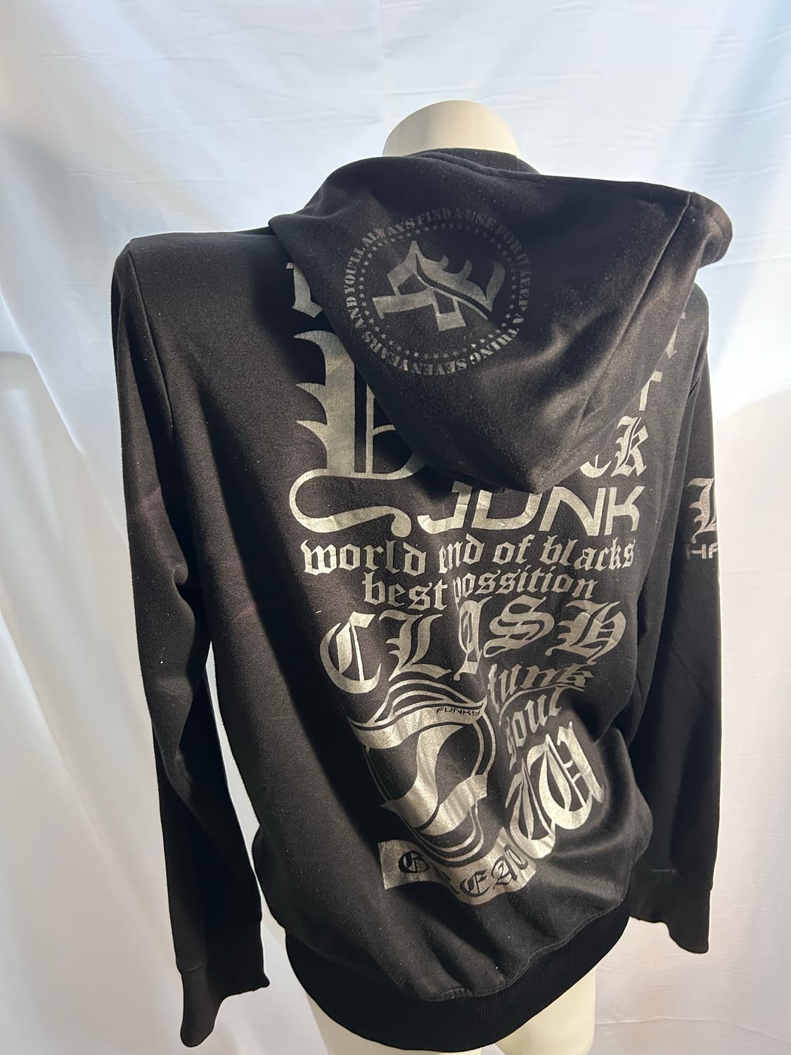 gothic lettering punk hood zip-up 상품이미지4