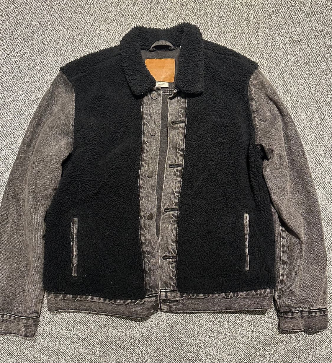 Levi's Grizzly Sherpa Denim Jacket 상품이미지1