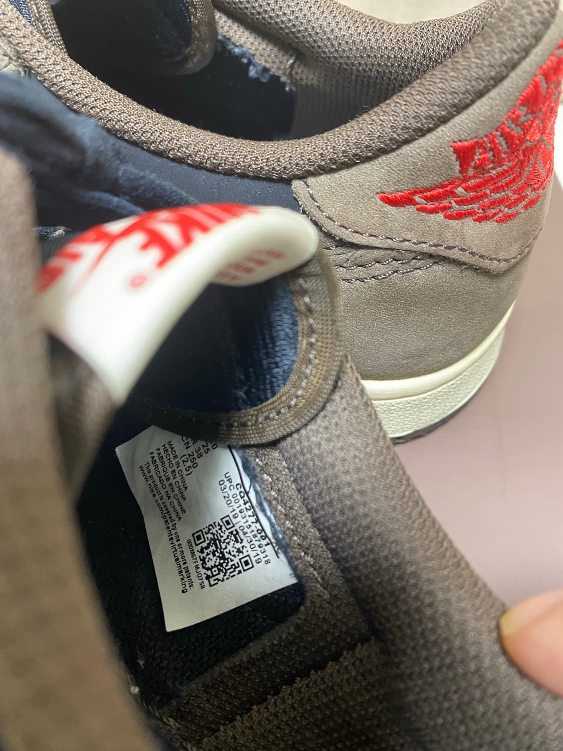 [250] 조던 1 x 트래비스 스캇 레트로 로우 OG SP 모카 상품이미지7