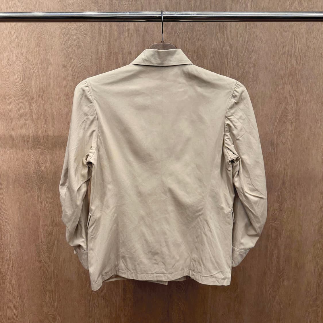 질샌더 테일러드 자켓 싱글 버튼업 플랩 포켓 디테일 레귤러핏 베이지 상품이미지4