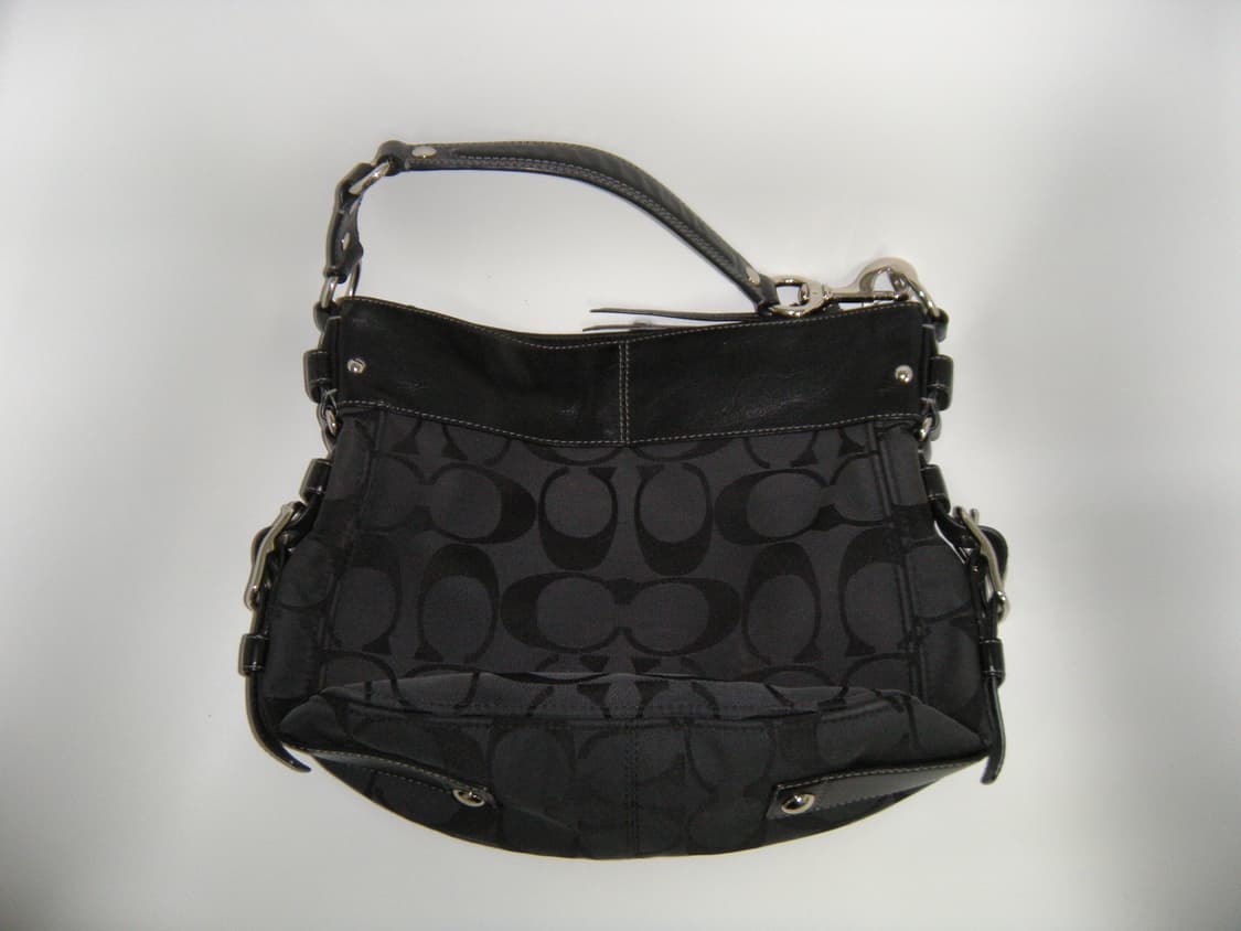 코치 시그니처 버클 숄더백 블랙 상품이미지2