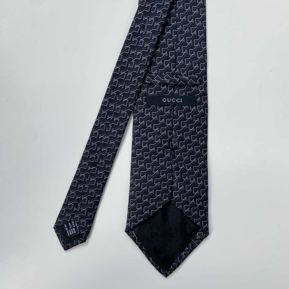 구찌(GUCCI) G모노그램 명품 정품 블랙넥타이 상품이미지2
