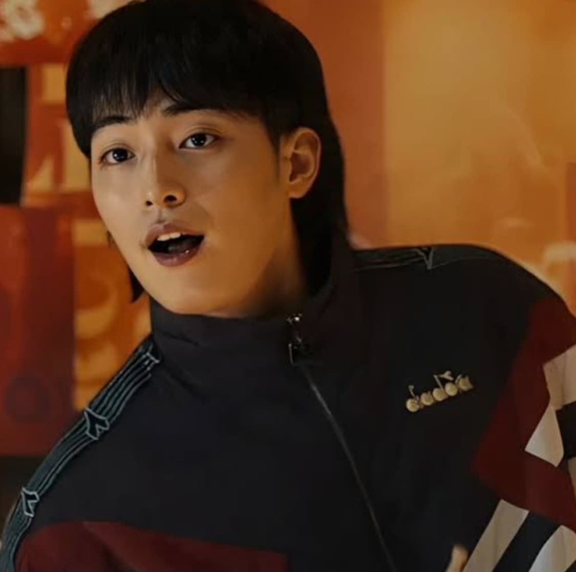 마이틴 신준섭 착용) 디아도라 1994 mvb 트랙수트 자켓 purple 상품이미지3