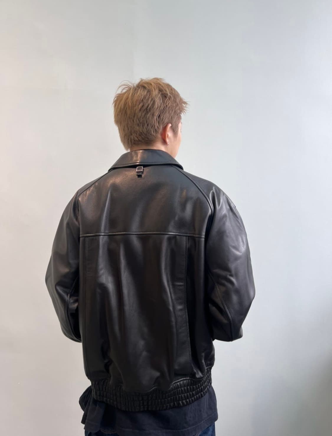 우영미 블랙 밴딩 가죽 재킷 24FW 50사이즈 상품이미지10