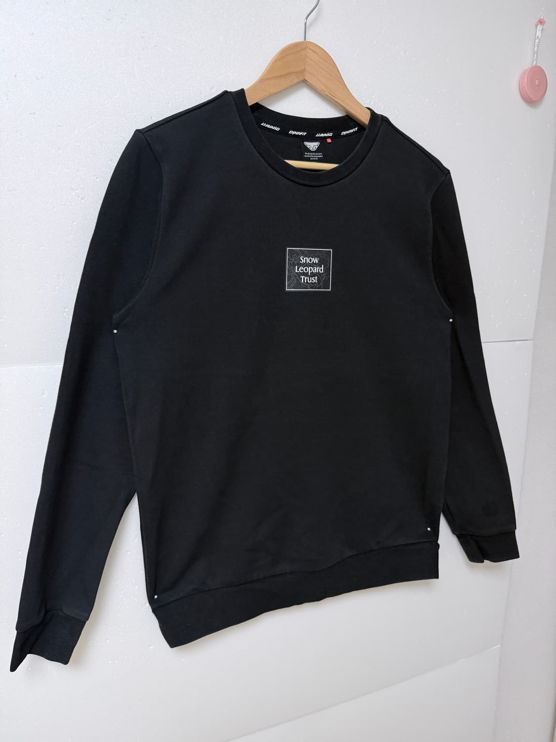 다이나핏(DYNAFIT) 스노우 레오파드 맨투맨 블랙M 상품이미지2