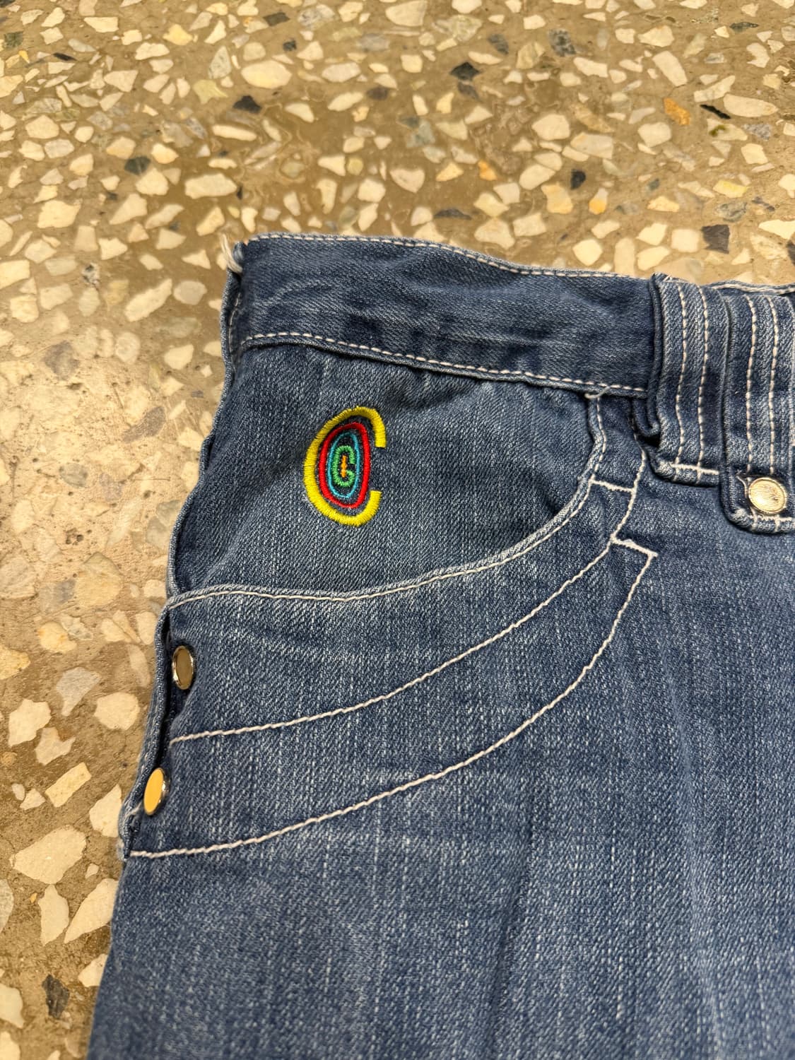 COOGI 자수 데님 팬츠 상품이미지5