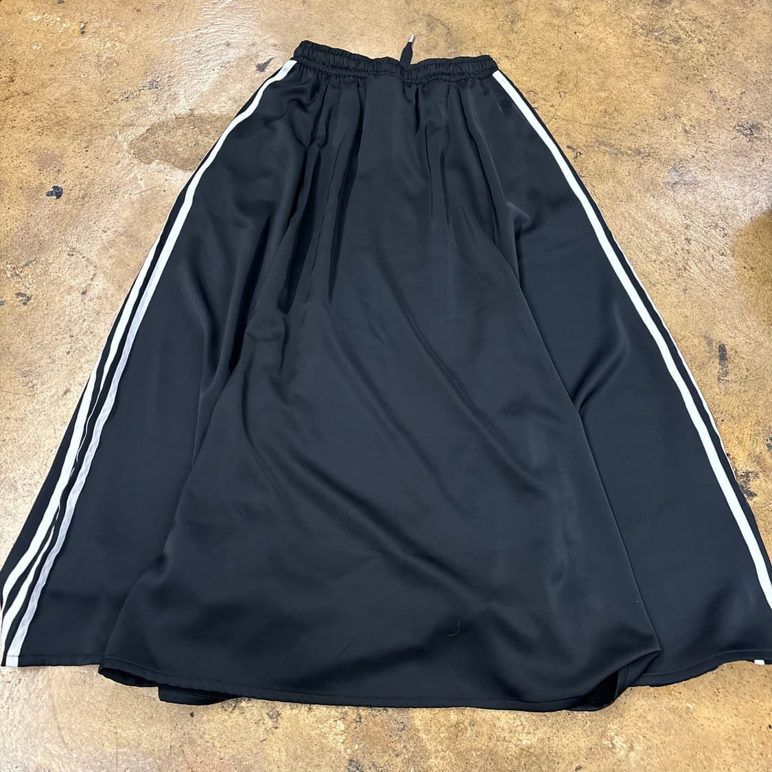 [정품/XS] 아디다스 블랙 트랙 롱 스커트  상품이미지3
