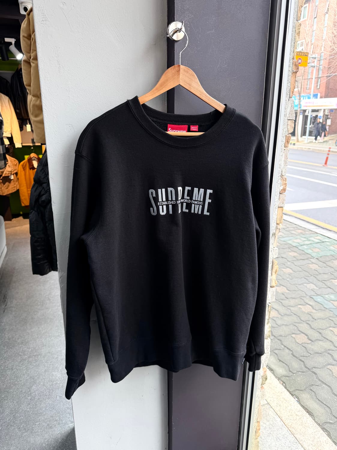 L/ 슈프림 18FW 월드 페이머스 크루넥 맨투맨 상품이미지2