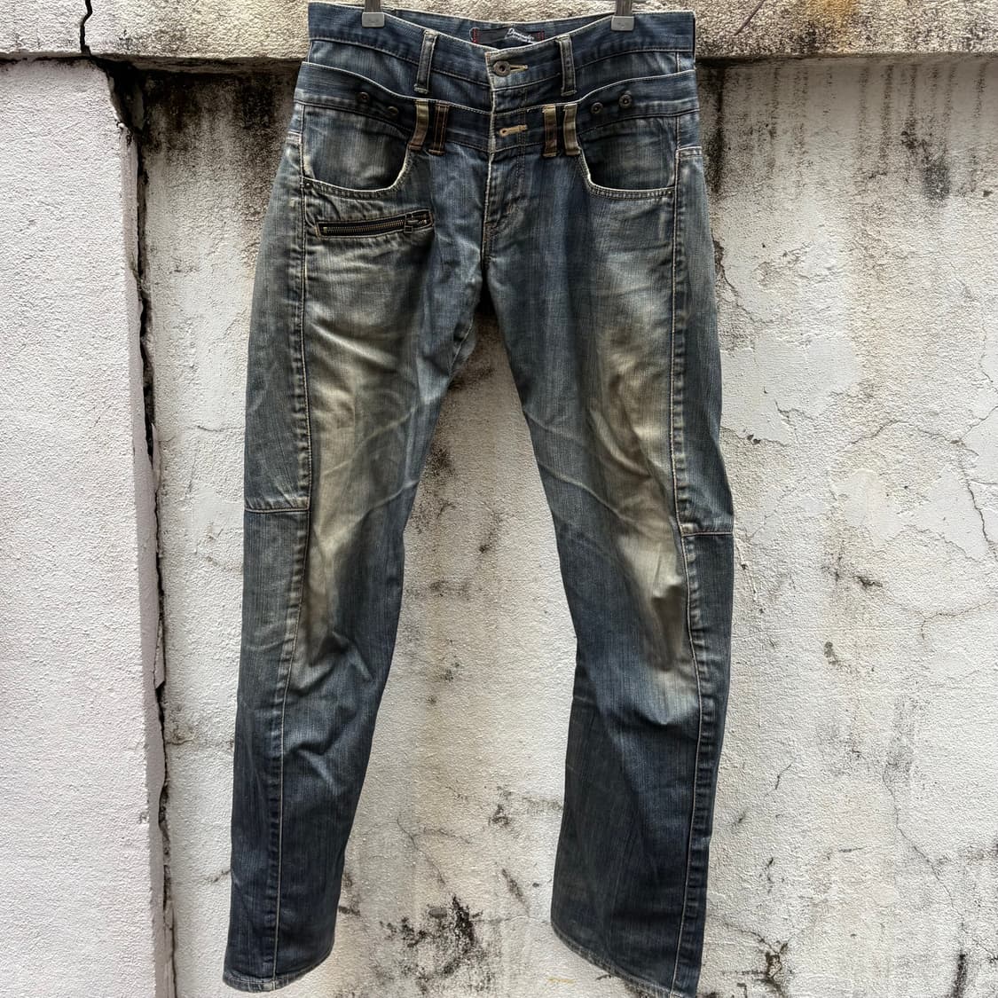 레이어드 디테일 워싱데님팬츠 상품이미지1