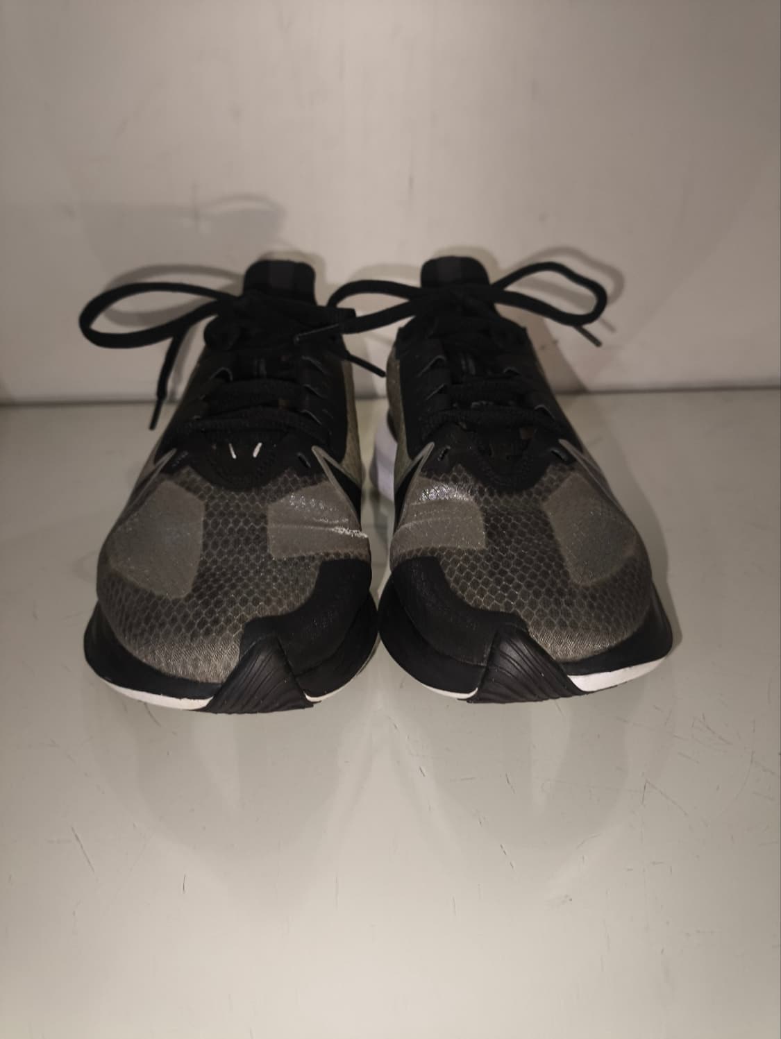 250mm 나이키 줌 그래비티 러닝화  상품이미지3