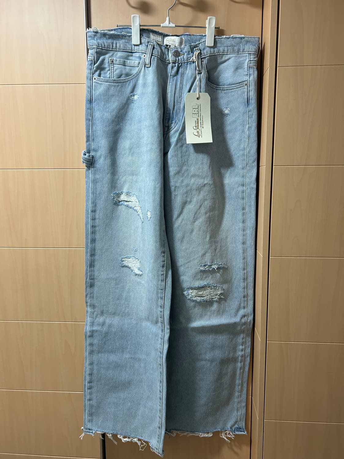 Erl x levis 루즈 스테이 루즈 진 상품이미지1