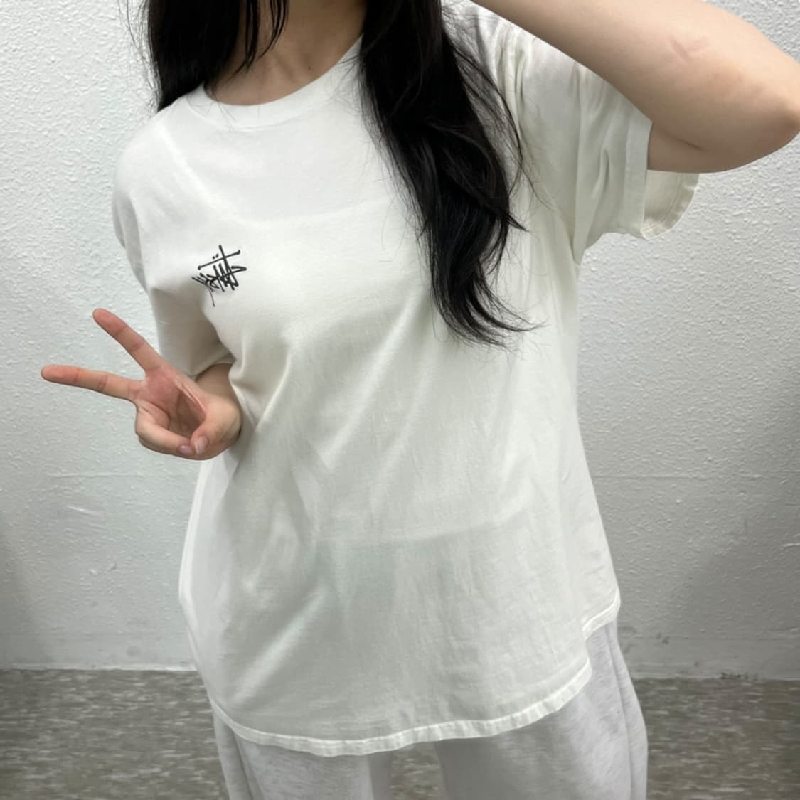 스투시 베이직로고 화이트 반팔 L 상품이미지5