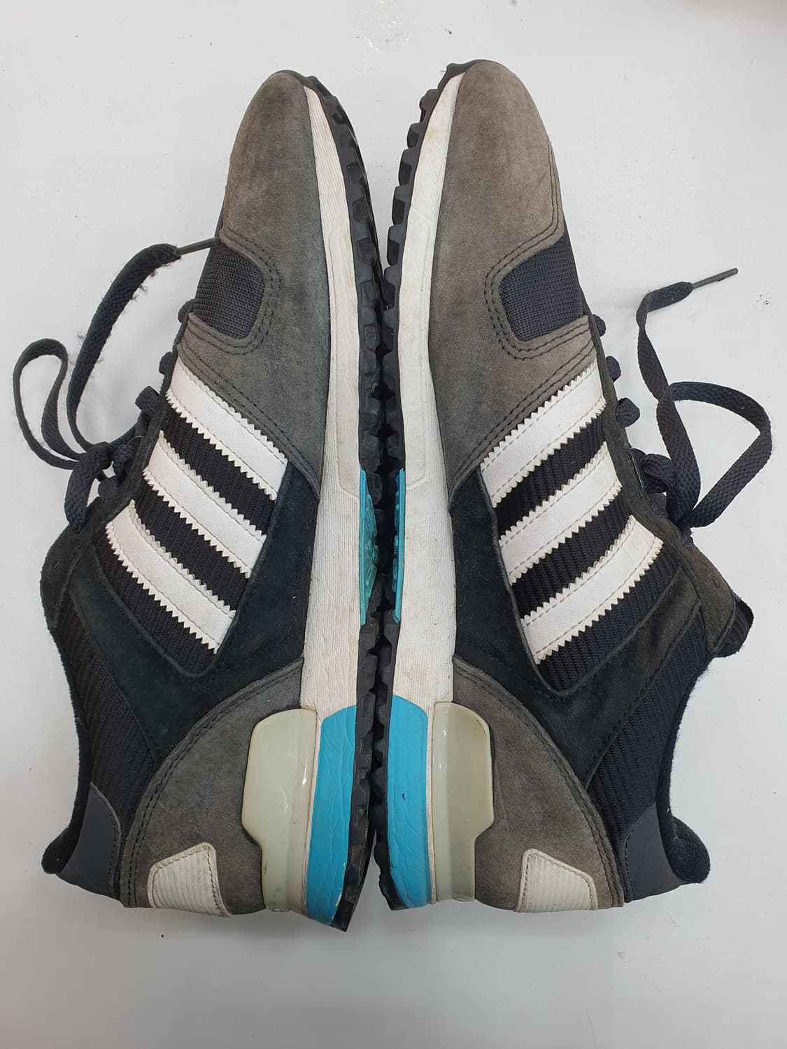 아디다스 ZX 700 그레이 265mm 상품이미지3