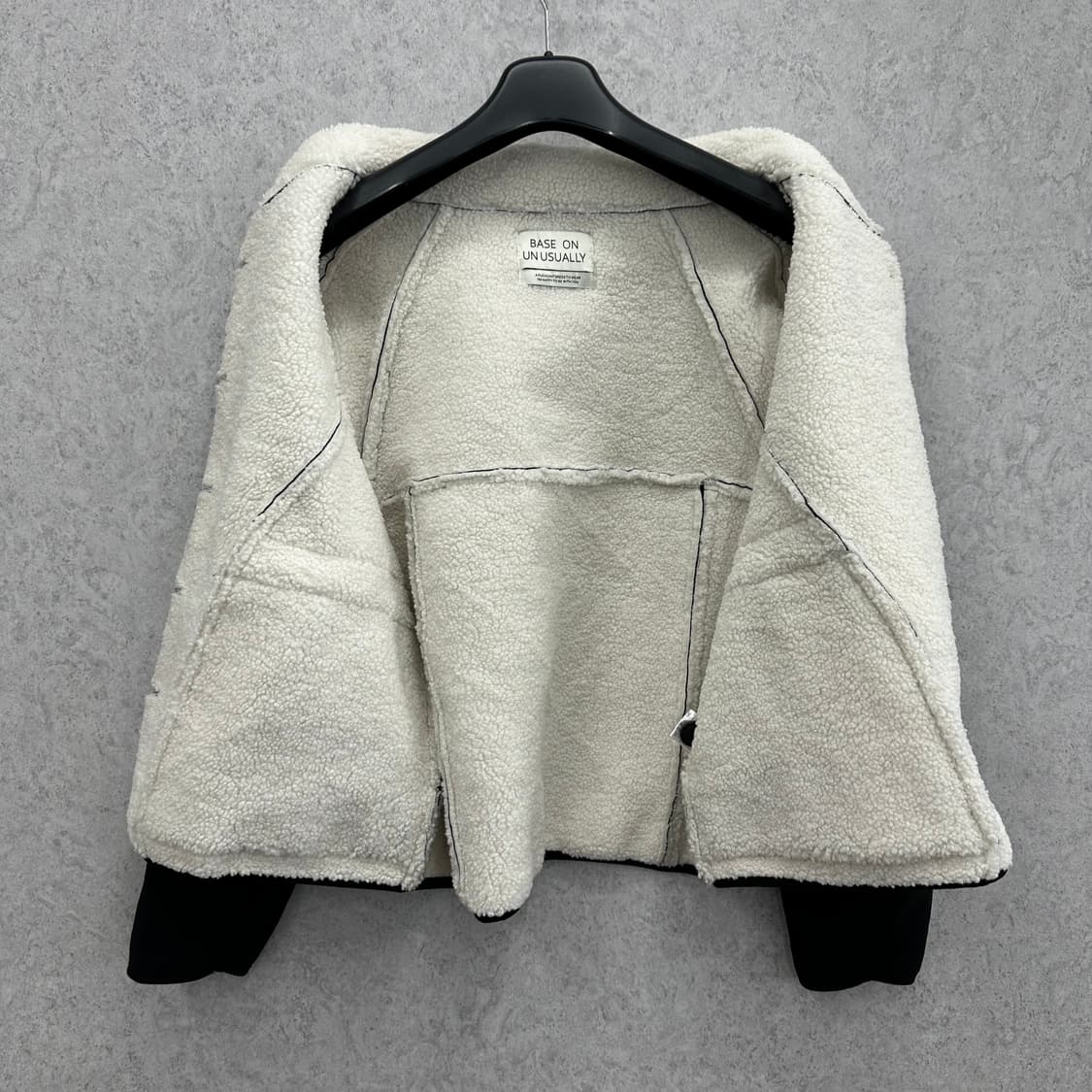 FREE 에코스웨이드 여자 루즈핏 쉐르파 무스탕 자켓 상품이미지3